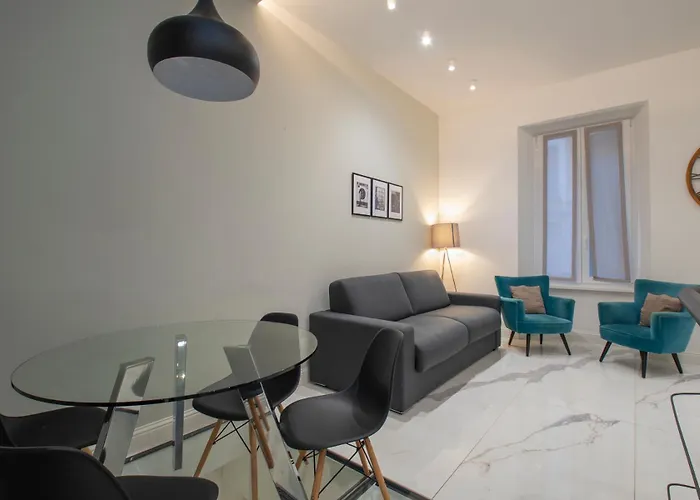 Xenia s - Spacious Three-Room In Moscova Area