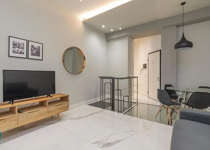 Xenia s - Spacious Three-Room In Moscova Area